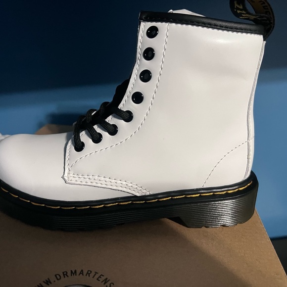 Brand New Never worn Doc Martens white. Youth size 12 - Picture 2 of 7